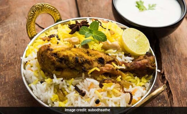 Hyderabadi Chicken Dum Biryani